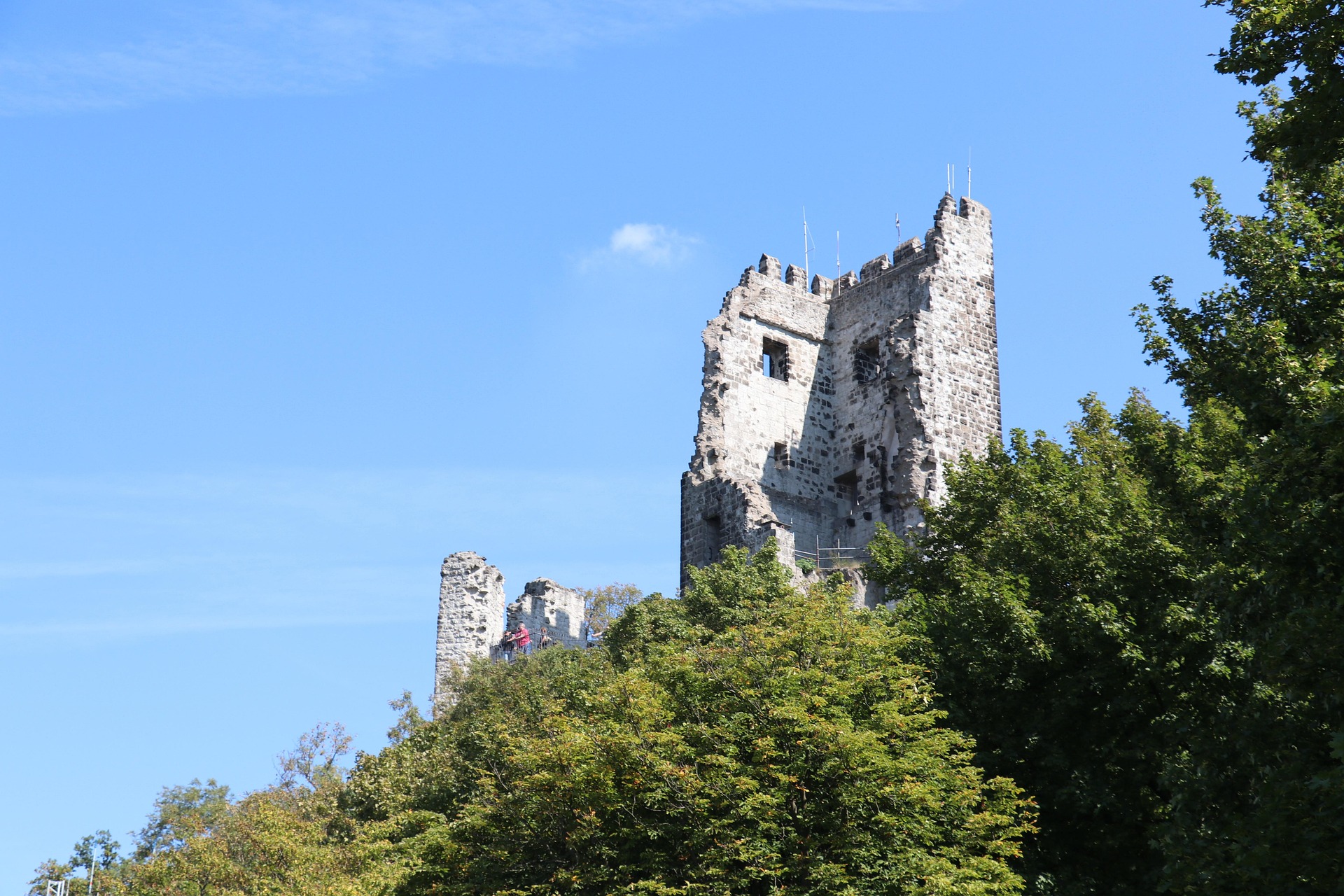 Wanderung zum Drachenfels – Ausflugsziel mit Rheinblick nahe der Ferienwohnung Oberwinter, Ruine über dem Mittelrhein bei Königswinter