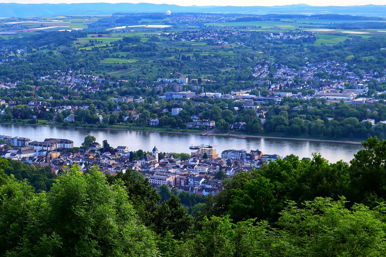 Restaurants mit Rheinblick – Ausgehen mit Aussicht rund um die Ferienwohnung Oberwinter, Bonn und Remagen, Kulinarik mit Panoramablick in der Rheinregion