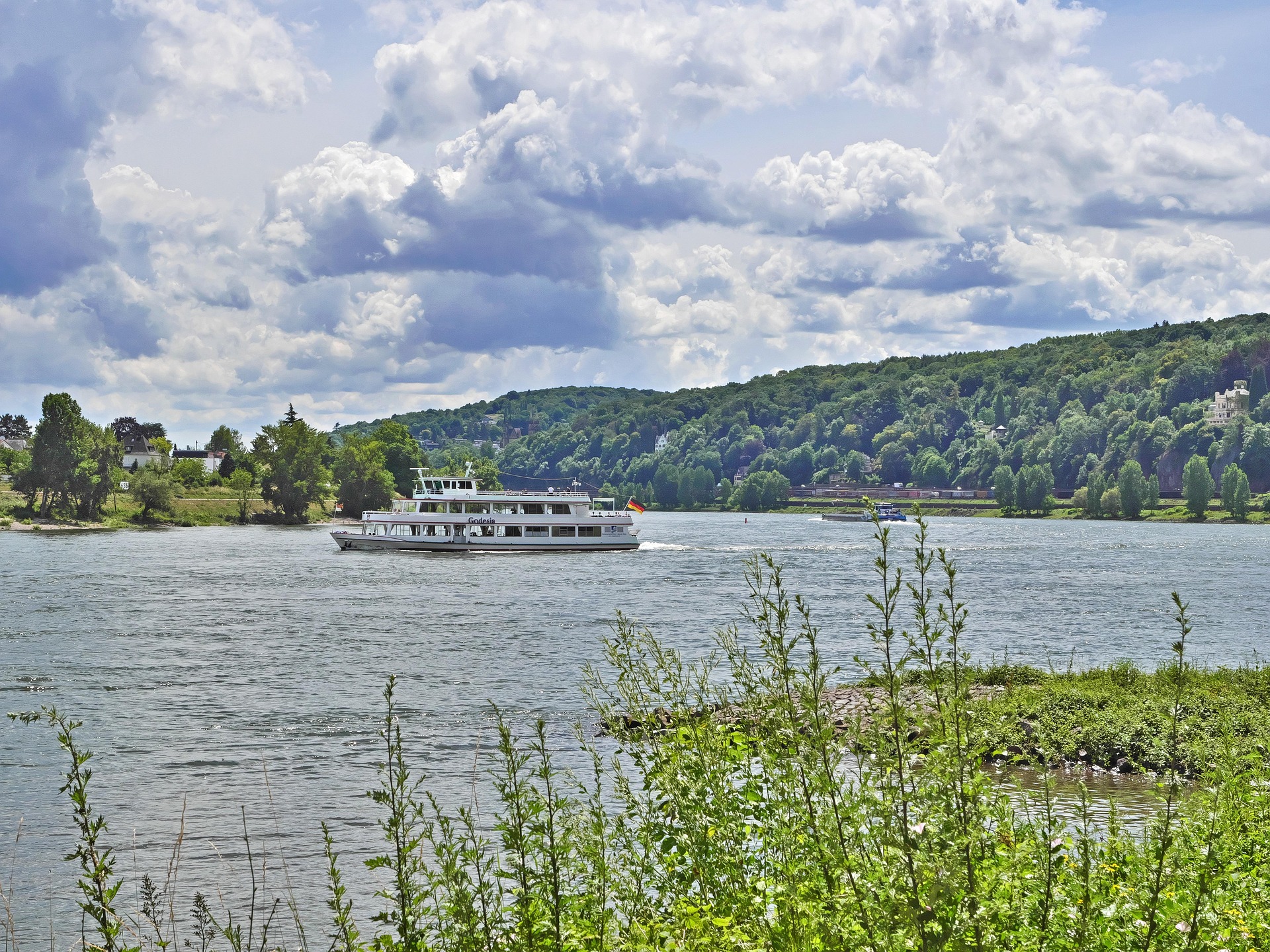 Brücke von Remagen – historischer Ort am Rhein bei der Ferienwohnung Oberwinter, Geschichte erleben zwischen Bonn und Koblenz, Museum und Ausflugstipp